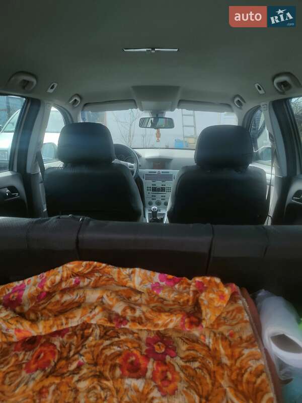 Универсал Opel Astra 2009 в Киеве фото 2 Универсал Opel Astra 2009 в Киеве