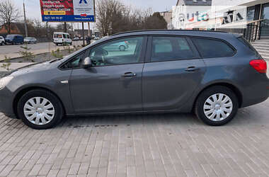 Универсал Opel Astra 2011 в Хмельницком