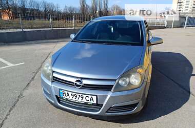 Хэтчбек Opel Astra 2004 в Кропивницком