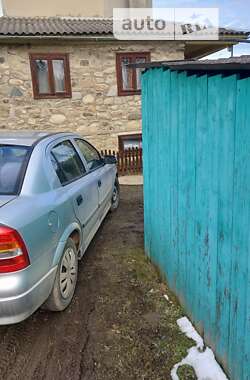 Седан Opel Astra 2003 в Ивано-Франковске