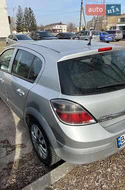 Хэтчбек Opel Astra 2008 в Чернигове