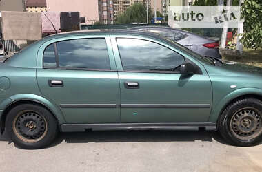 Седан Opel Astra 2006 в Миколаєві