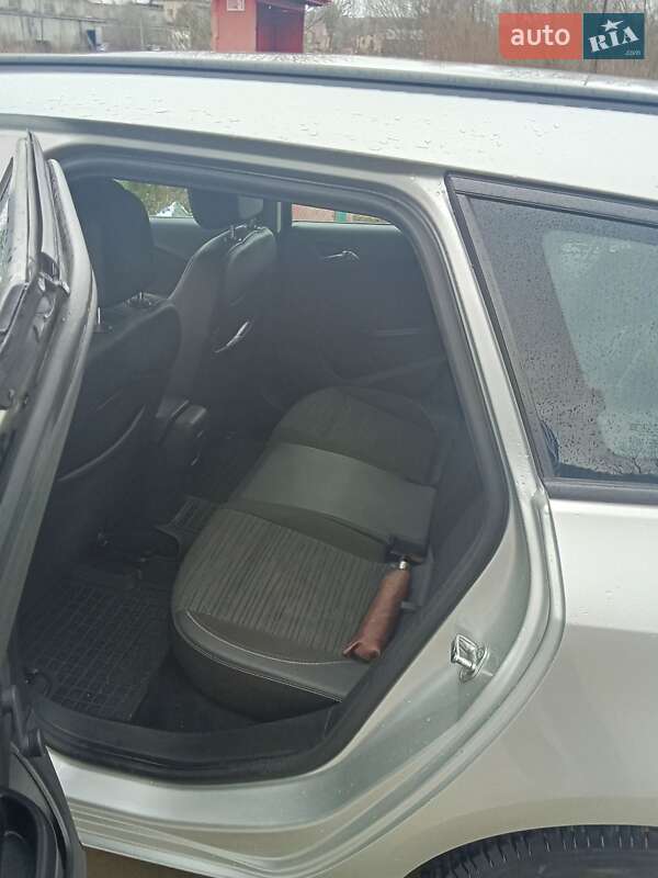 Универсал Opel Astra 2015 в Львове фото 86 Универсал Opel Astra 2015 в Львове