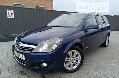 Универсал Opel Astra 2009 в Львове