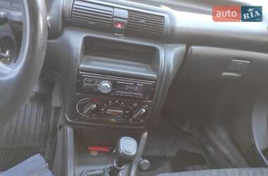 Седан Opel Astra 1995 в Харкові