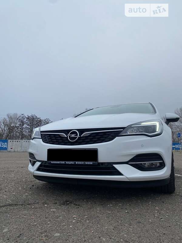 Универсал Opel Astra 2020 в Киеве