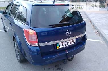 Универсал Opel Astra 2006 в Черкассах