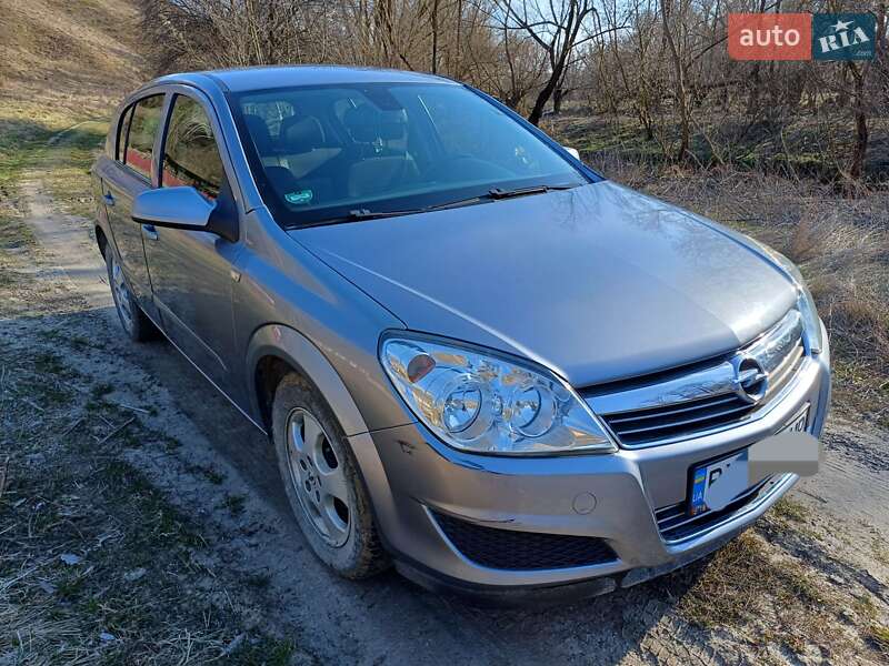 Хэтчбек Opel Astra 2008 в Хмельницком