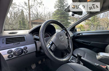 Универсал Opel Astra 2007 в Дрогобыче