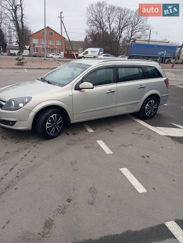 Универсал Opel Astra 2004 в Виннице
