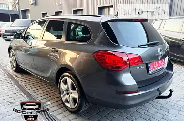 Opel Astra 2010