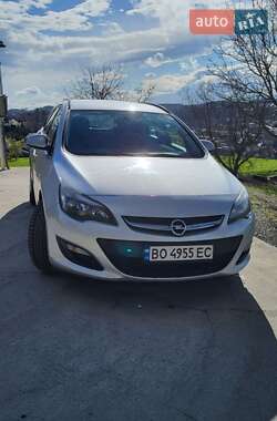 Универсал Opel Astra 2013 в 