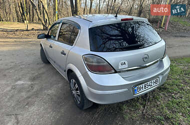 Хэтчбек Opel Astra 2008 в Одессе