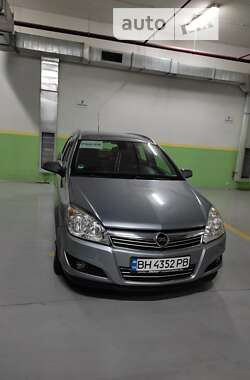 Універсал Opel Astra 2008 в Одесі