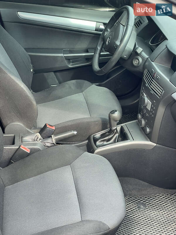 Opel Astra 2006