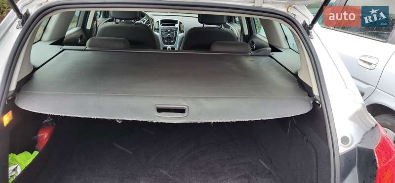 Универсал Opel Astra 2013 в Дрогобыче фото 3 Универсал Opel Astra 2013 в Дрогобыче