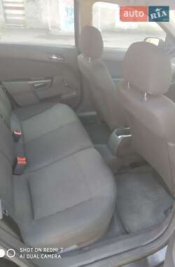 Универсал Opel Astra 2005 в 