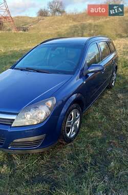 Універсал Opel Astra 2006 в Новомиргороді
