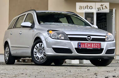 Универсал Opel Astra 2005 в Дрогобыче