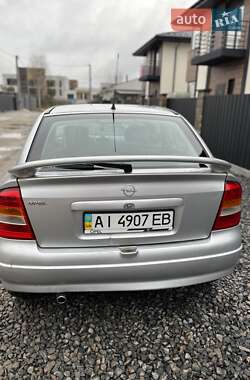 Хэтчбек Opel Astra 2000 в Ирпене