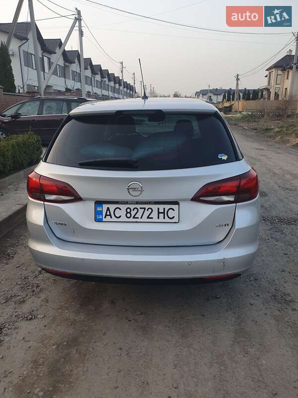 Универсал Opel Astra 2018 в Луцке