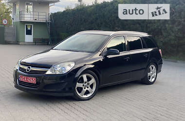 Універсал Opel Astra 2008 в Мостиській