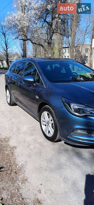 Opel Astra 2016