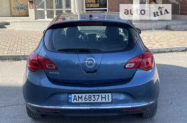 Хетчбек Opel Astra 2013 в Житомирі