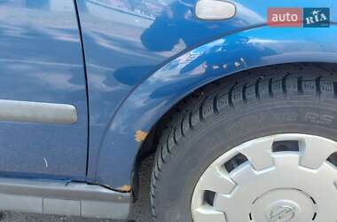 Седан Opel Astra 2006 в 
