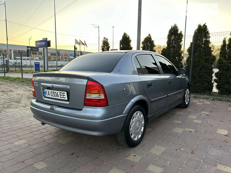 Седан Opel Astra 2007 в Киеве