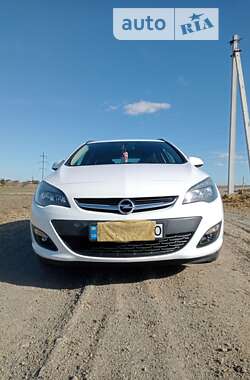 Універсал Opel Astra 2014 в Хмельницькому