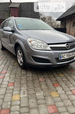 Универсал Opel Astra 2008 в Луцке