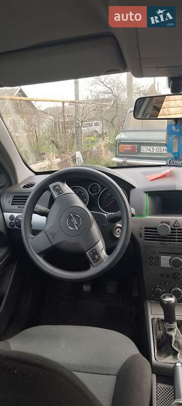 Универсал Opel Astra 2005 в Запорожье