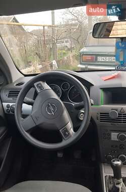 Универсал Opel Astra 2005 в Запорожье