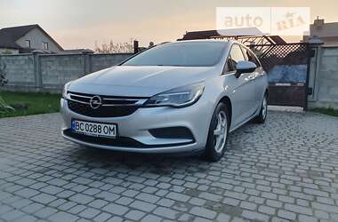 Універсал Opel Astra 2016 в Радехові
