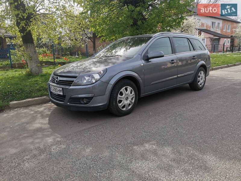 Универсал Opel Astra 2004 в Луцке