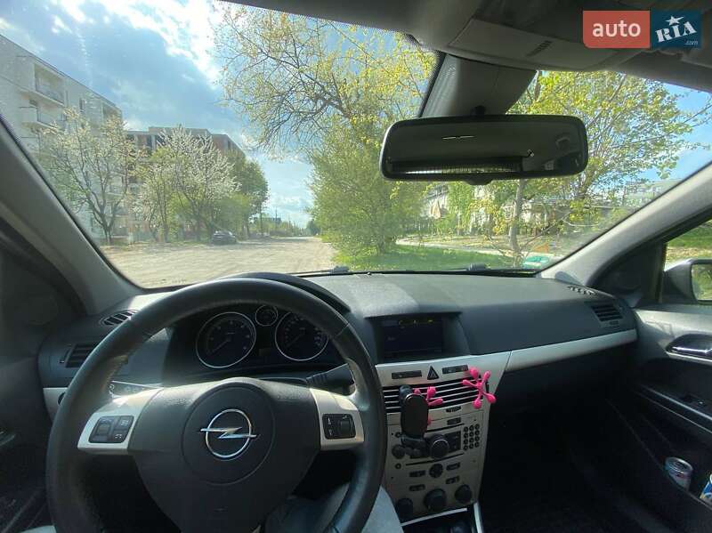 Універсал Opel Astra 2008 в Львові