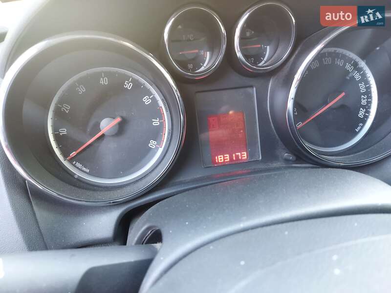 Универсал Opel Astra 2015 в Каневе фото 2 Универсал Opel Astra 2015 в Каневе