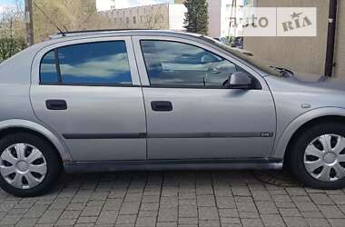 Хэтчбек Opel Astra 2002 в Трускавце
