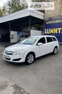 Универсал Opel Astra 2009 в Киеве