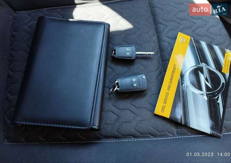 Универсал Opel Astra 2013 в Ивано-Франковске фото 4 Универсал Opel Astra 2013 в Ивано-Франковске