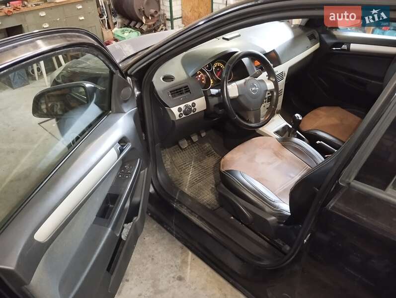 Универсал Opel Astra 2007 в Луцке фото 4 Универсал Opel Astra 2007 в Луцке