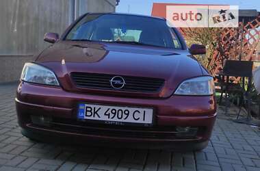 Хэтчбек Opel Astra 1999 в Ровно