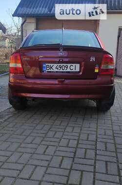 Хэтчбек Opel Astra 1999 в Ровно