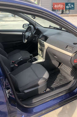 Універсал Opel Astra 2007 в Кам'янець-Подільському