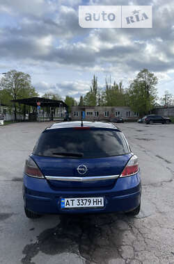 Хэтчбек Opel Astra 2007 в Чернигове