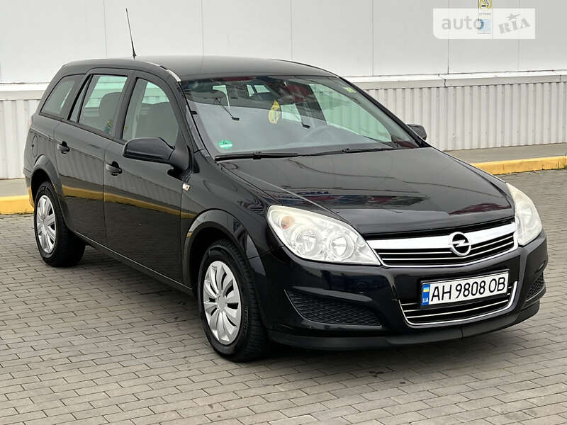 Универсал Opel Astra 2009 в Одессе