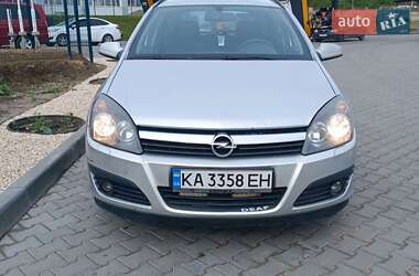 Универсал Opel Astra 2006 в 
