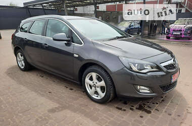 Универсал Opel Astra 2011 в Кривом Роге