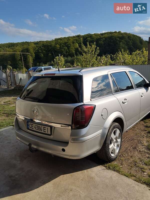 Универсал Opel Astra 2010 в Вижнице